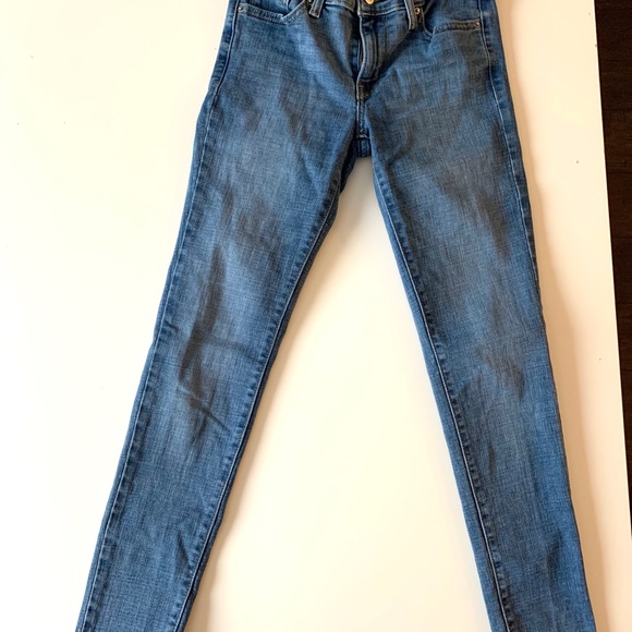 Levi’s 711 Skinny Jeans - Picture 7 of 8